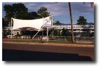Melannesioan Hotel